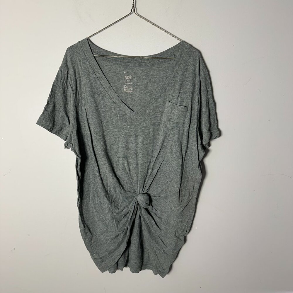 EUC Mossimo Supply Co Womens Gray Boyfriend T Shirt Size 2 Short Sleeve EO